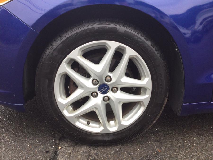 2014 Ford Fusion SE - Photo 32