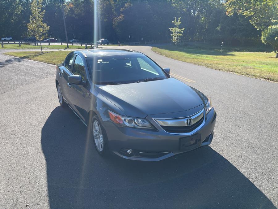 2013 Acura ILX Hybrid Technology's photo