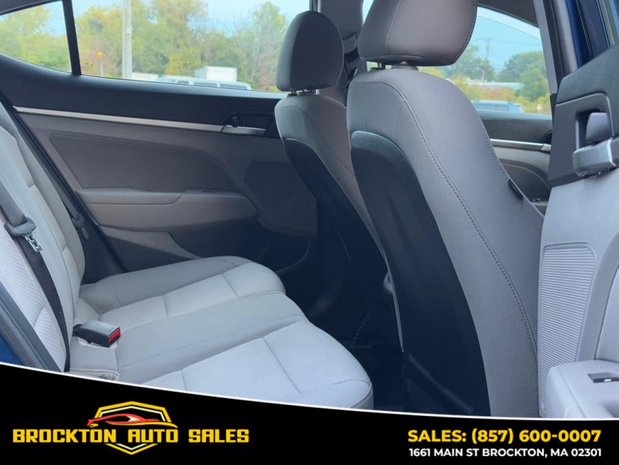 2020 Hyundai Elantra SEL - Photo 10