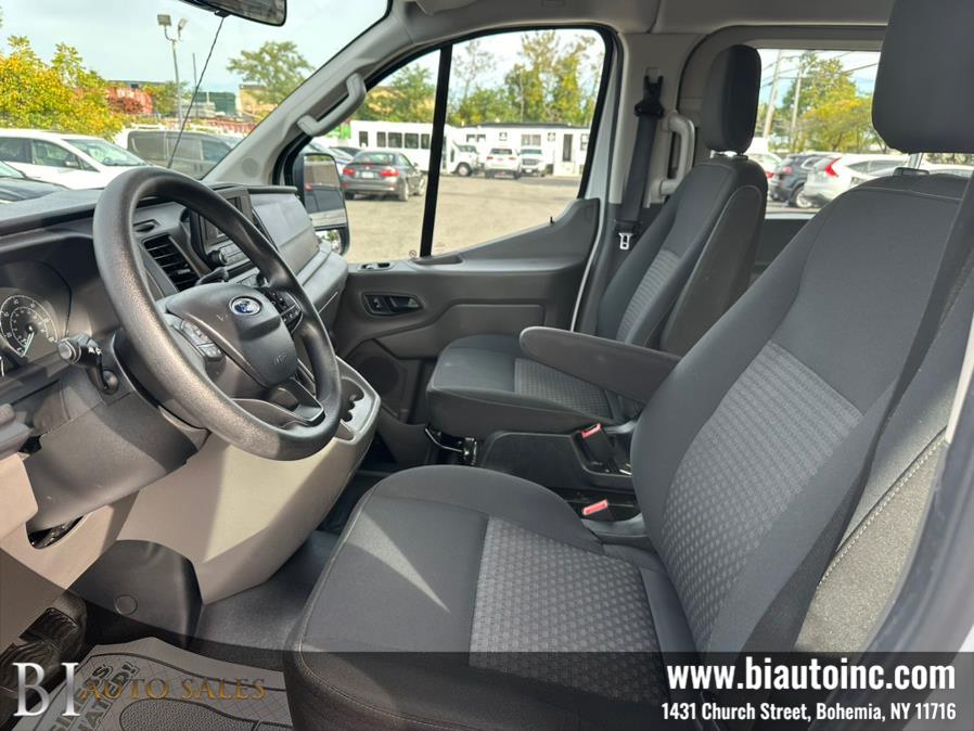 2020 Ford Transit Passenger Van XLT - Photo 6
