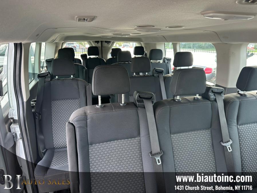 2020 Ford Transit Passenger Van XLT - Photo 9