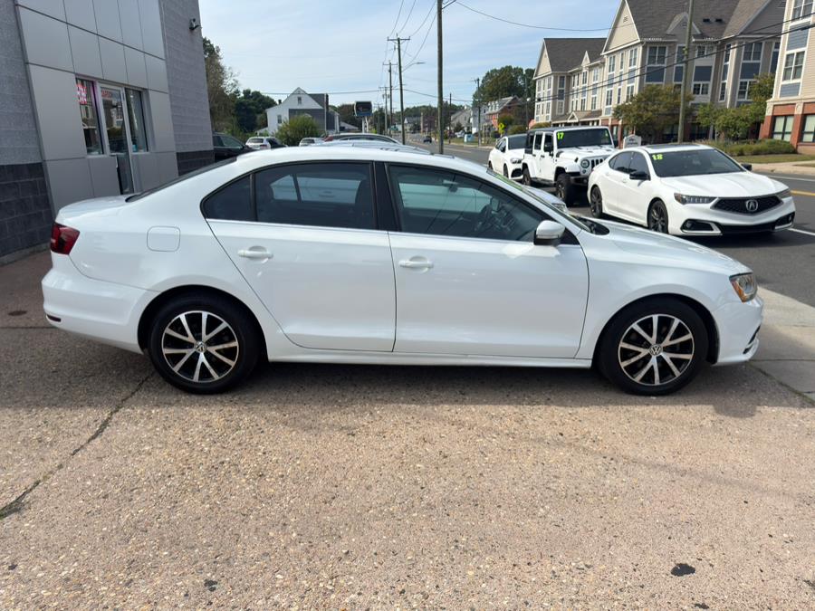 2017 Volkswagen Jetta SE - Photo 7
