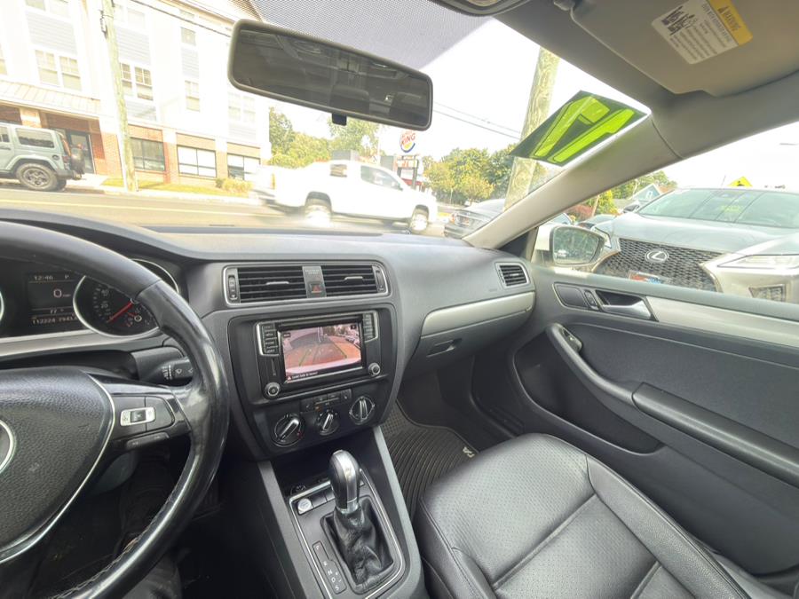 2017 Volkswagen Jetta SE - Photo 18