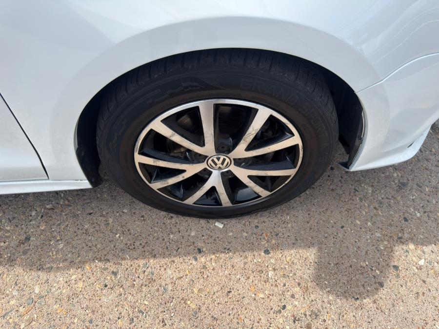 2017 Volkswagen Jetta SE - Photo 20