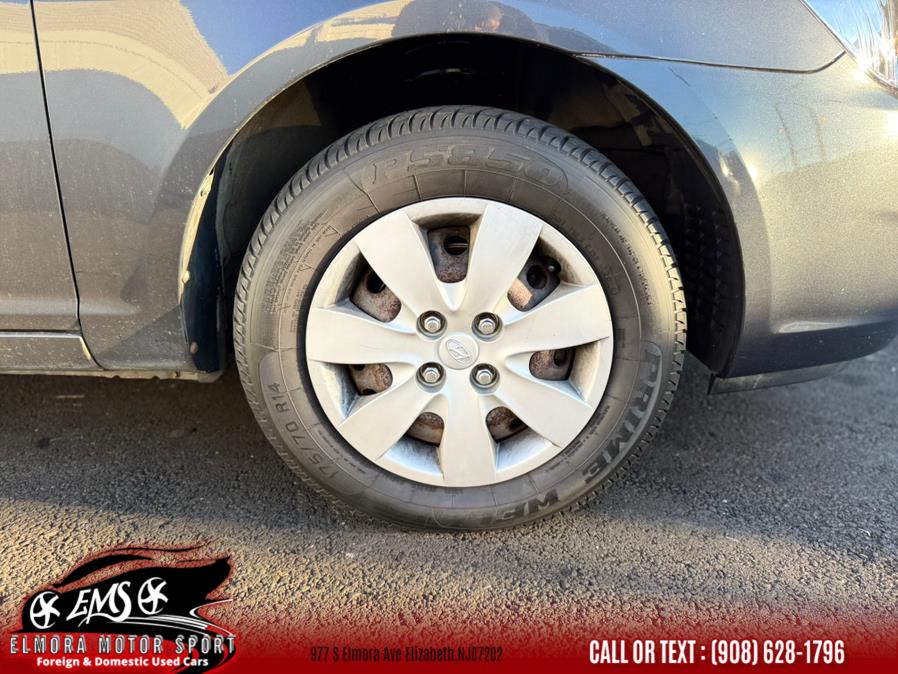 2008 Hyundai Accent GS - Photo 32