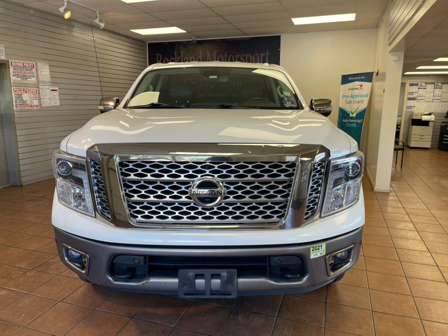 2017 Nissan Titan Platinum Reserve 4X4 Crew Cab's photo