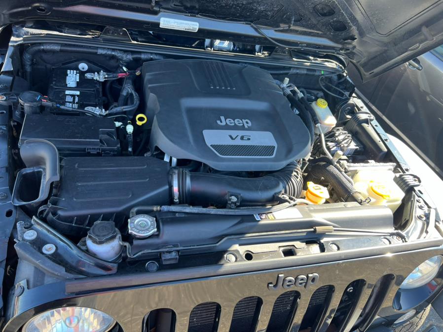 2015 Jeep Wrangler Sport - Photo 21