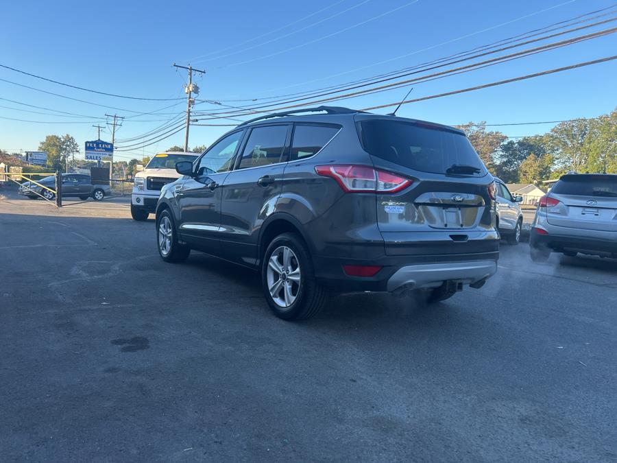 2015 Ford Escape SE - Photo 16