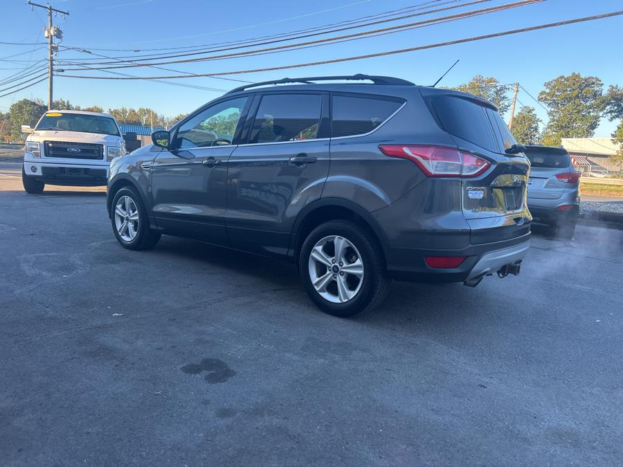 2015 Ford Escape SE - Photo 18