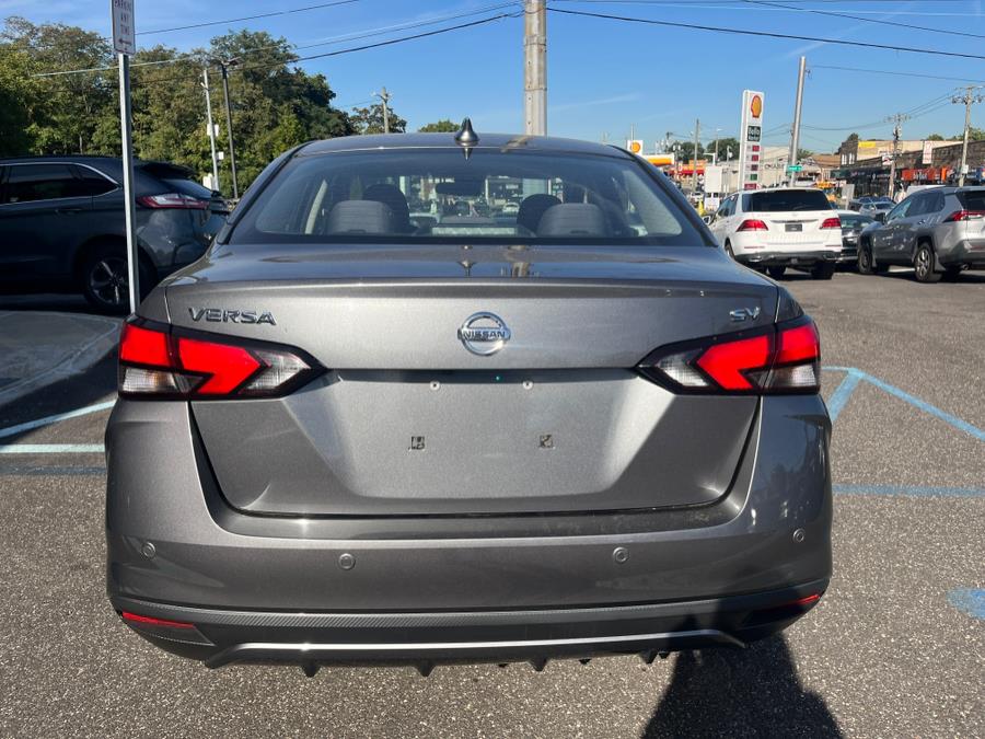 2021 Nissan Versa Sedan SV - Photo 6