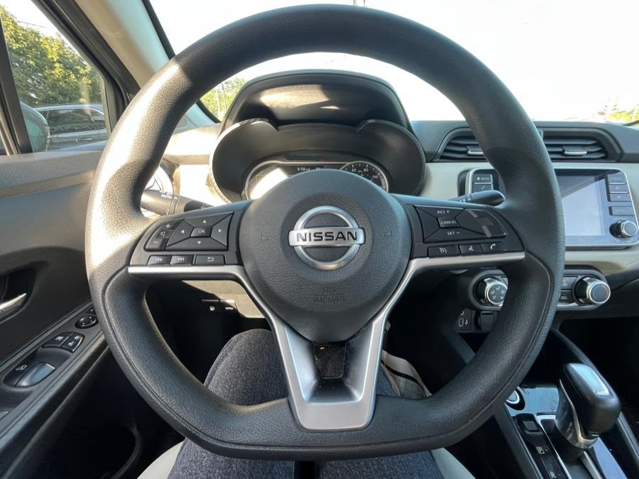 2021 Nissan Versa Sedan SV - Photo 14