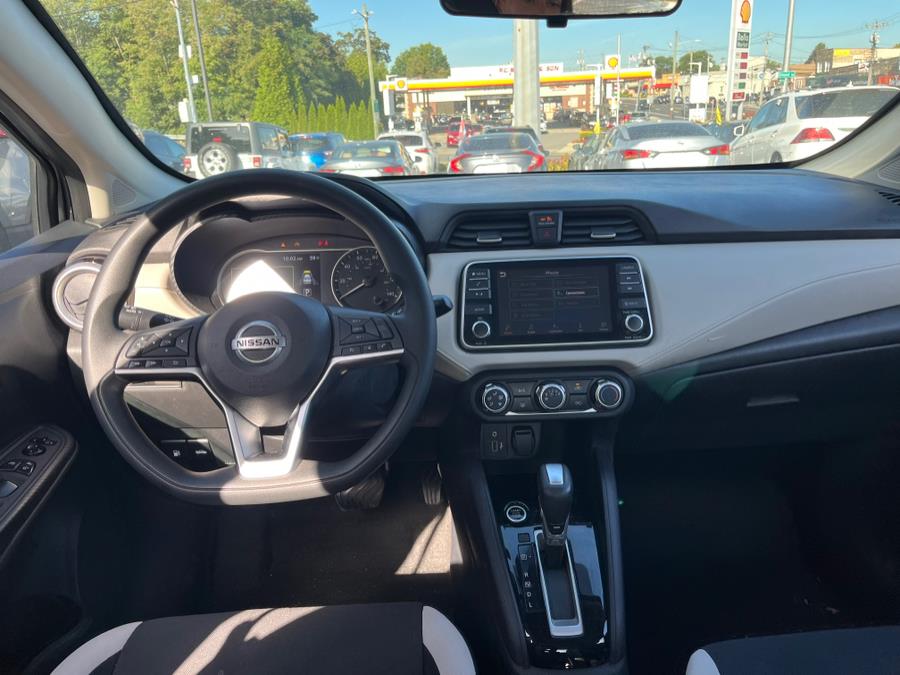 2021 Nissan Versa Sedan SV - Photo 22