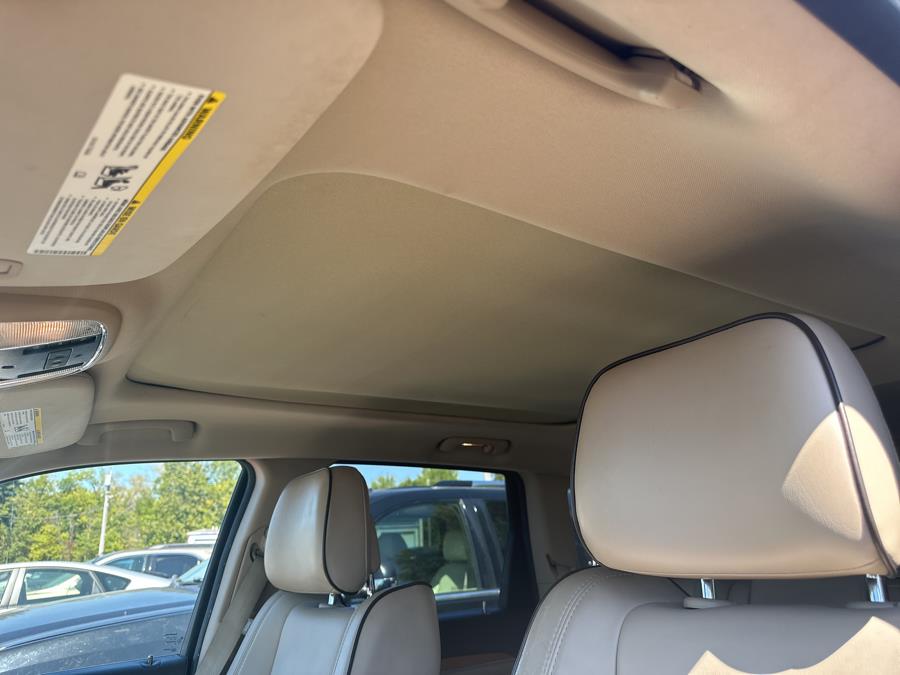 2011 Jeep Grand Cherokee Overland - Photo 10
