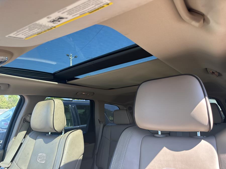 2011 Jeep Grand Cherokee Overland - Photo 11