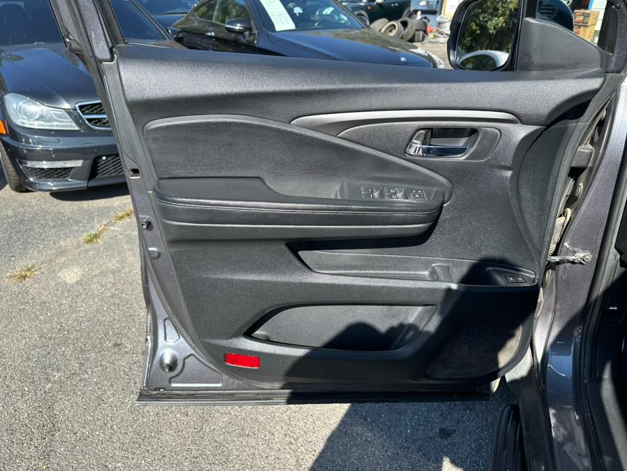 2016 Honda Pilot EX-L - Photo 14