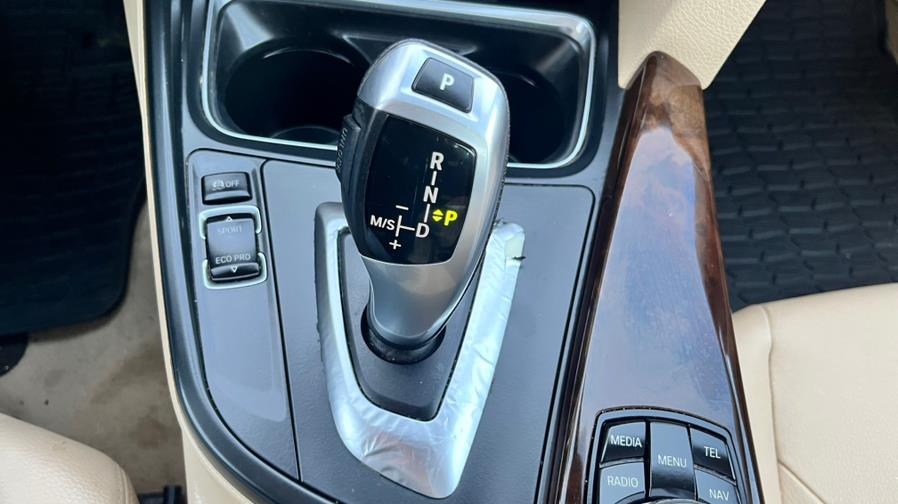 2015 BMW 3 Series 328i - Photo 21