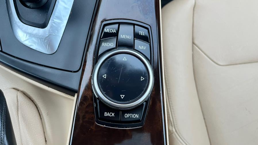 2015 BMW 3 Series 328i - Photo 23