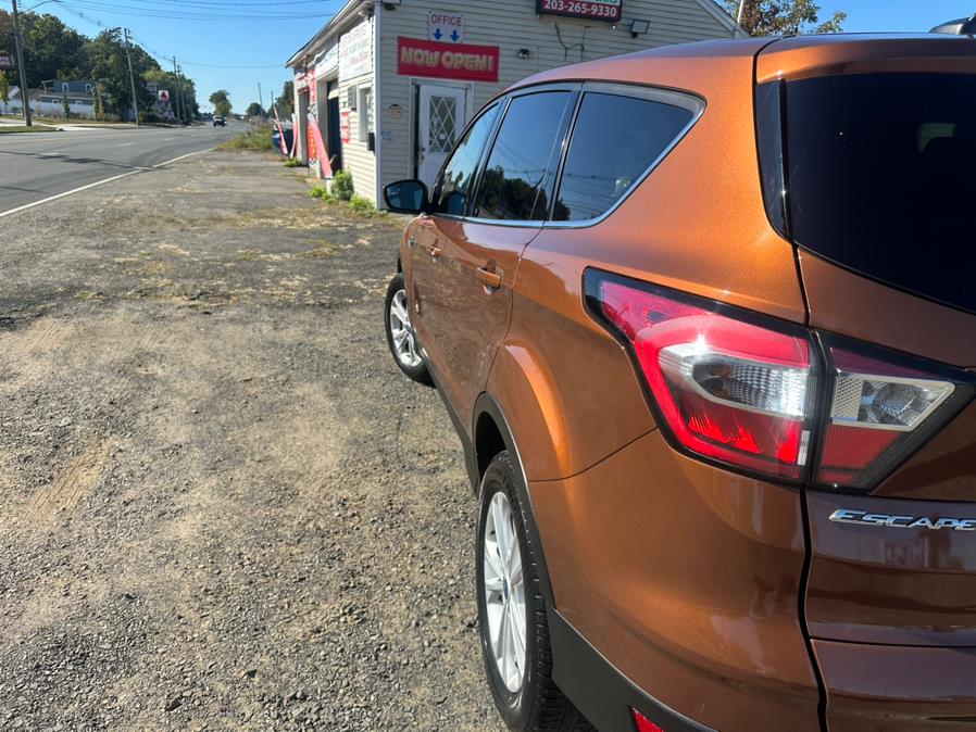 2017 Ford Escape SE - Photo 9