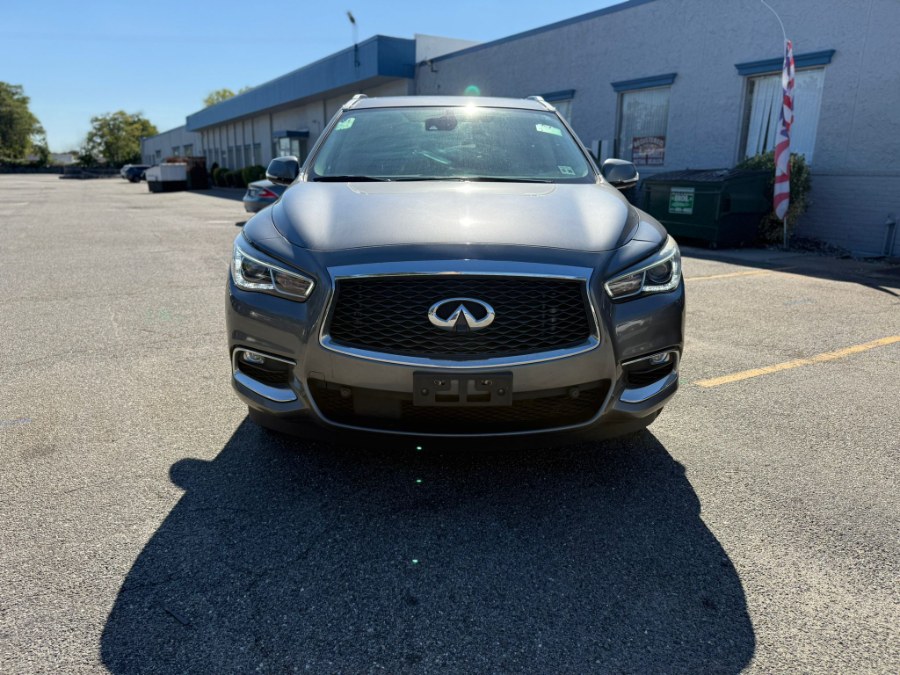 2019 INFINITI QX60 LUXE AWD's photo