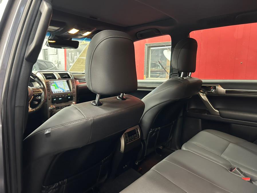 2021 Lexus GX PREMIUM - Photo 16