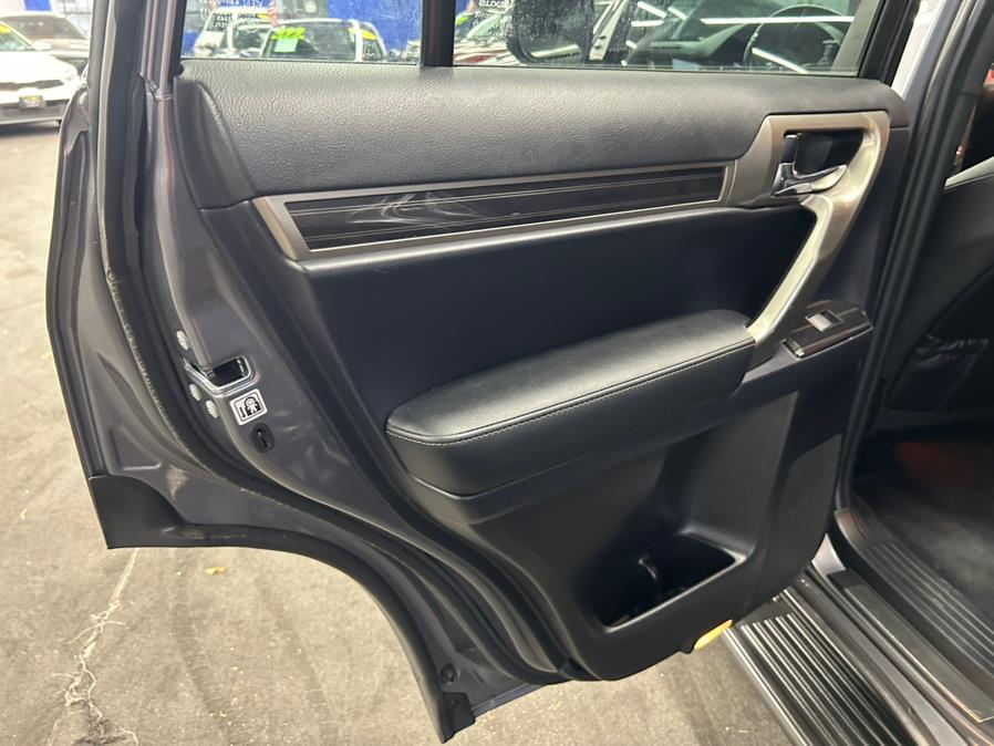 2021 Lexus GX PREMIUM - Photo 17