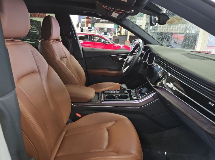 2019 Audi Q8 Premium Plus - Photo 11