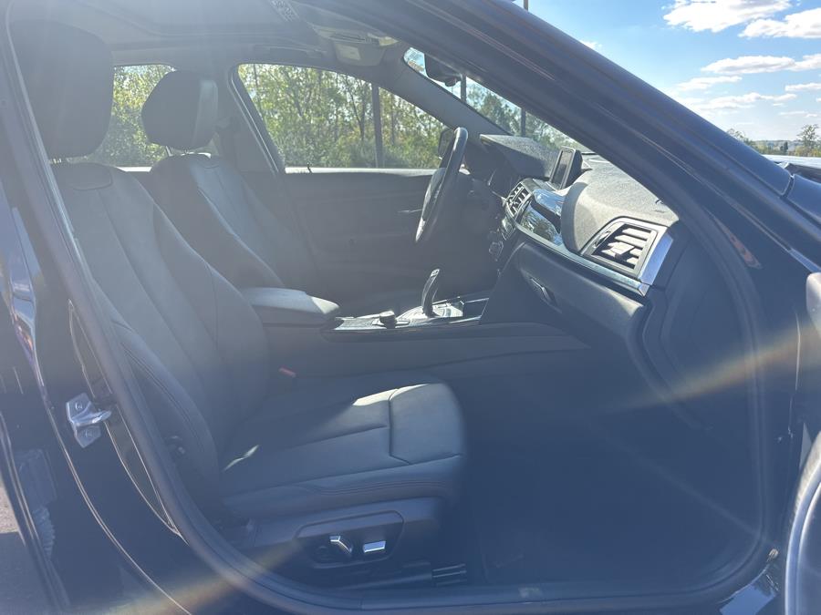2017 BMW 3 Series 320i - Photo 16