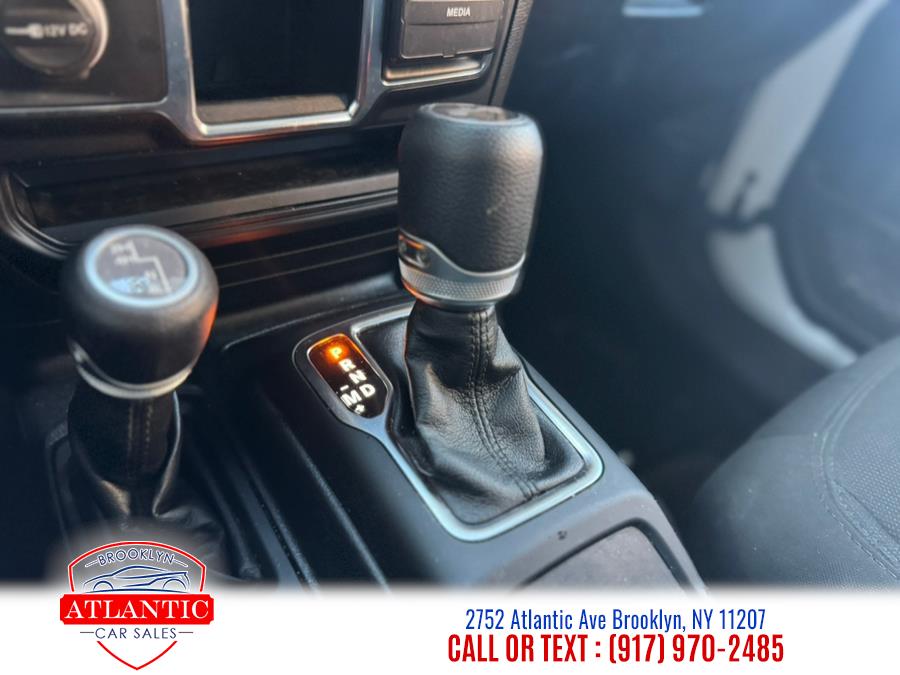 2021 Jeep Wrangler Unlimited Sport - Photo 17