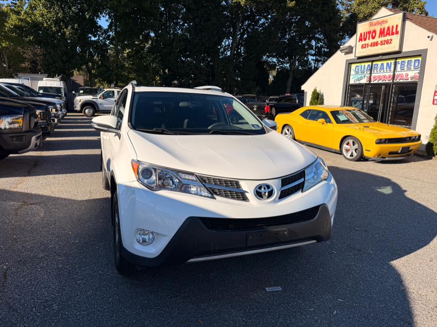 2015 Toyota RAV4 XLE - Photo 1