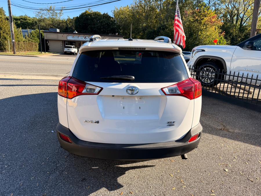 2015 Toyota RAV4 XLE - Photo 10