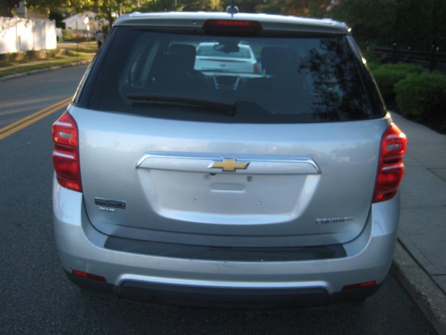 2016 Chevrolet Equinox LS - Photo 5