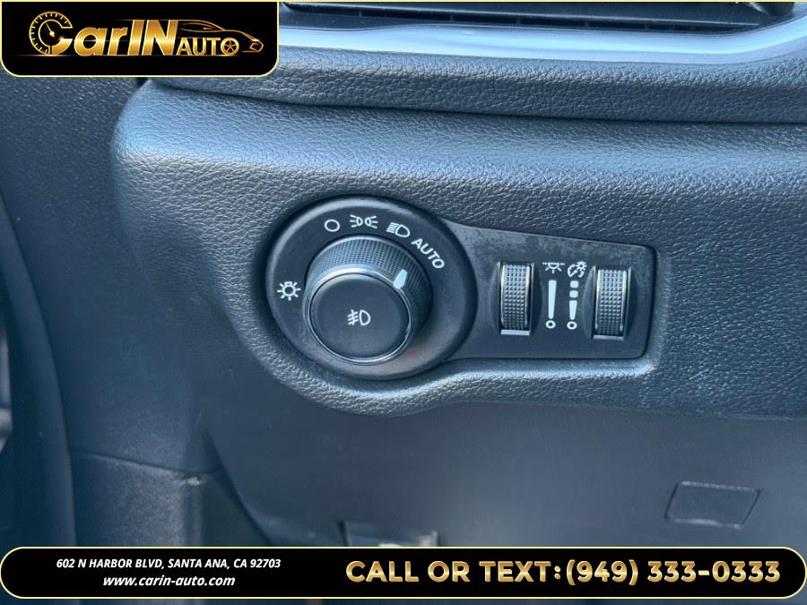 2019 Chrysler Pacifica Limited - Photo 21