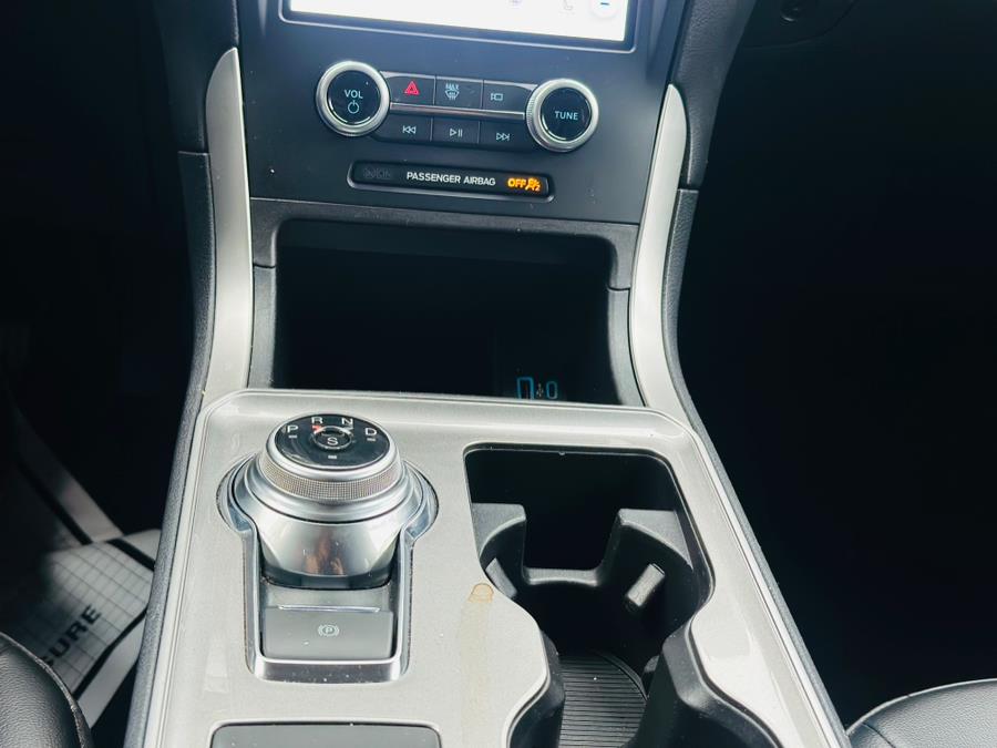 2023 Ford Edge SEL - Photo 11