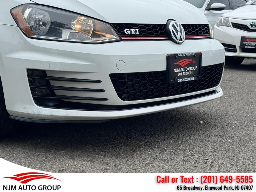 2016 Volkswagen Golf GTI 2.0T SE 4-door DSG PZEV's photo