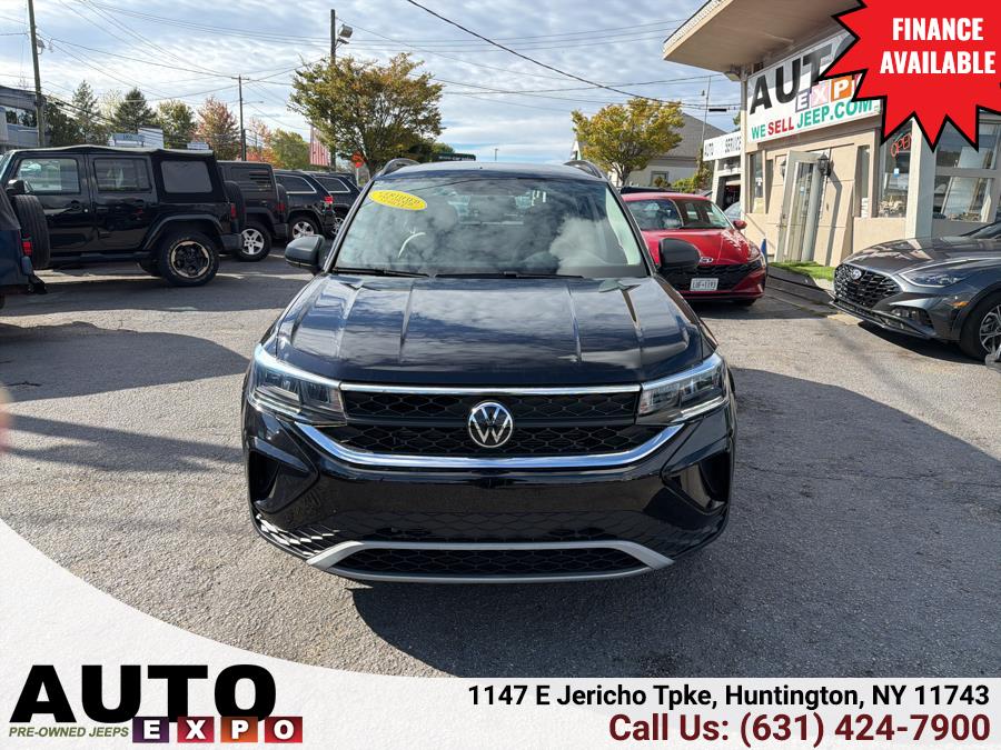 2022 Volkswagen Taos 1.5T S 4Motion's photo