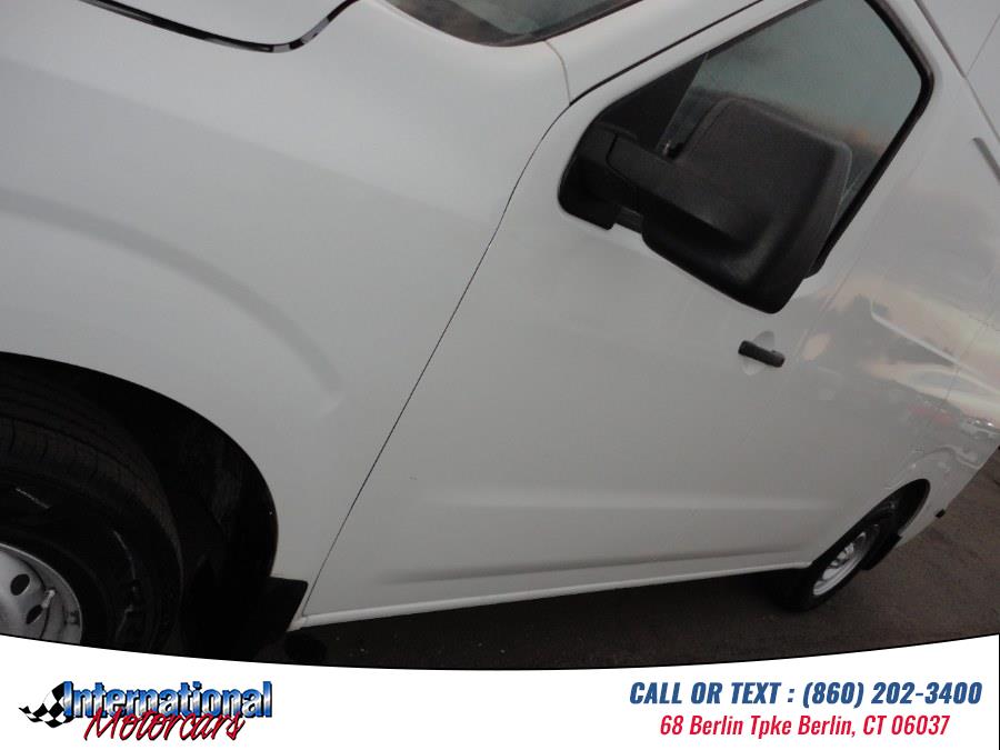 2018 Nissan NV Cargo S - Photo 10