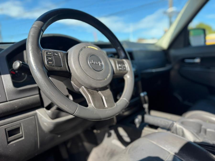 2012 Jeep Liberty Sport - Photo 11