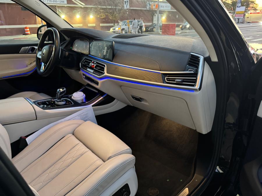 2022 BMW X7 40i - Photo 21