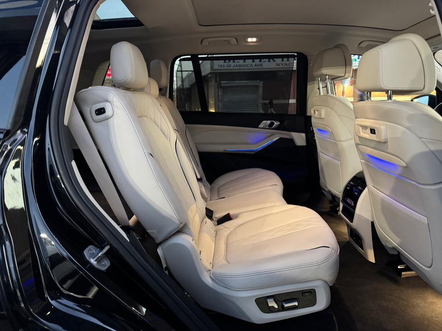 2022 BMW X7 40i - Photo 18