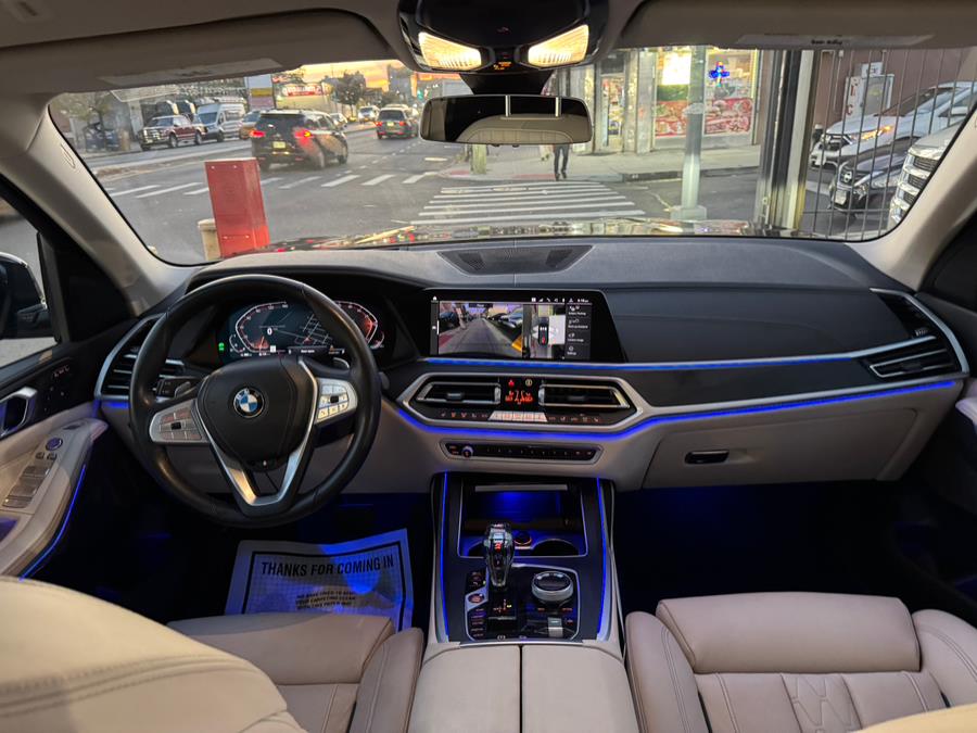 2022 BMW X7 40i - Photo 23