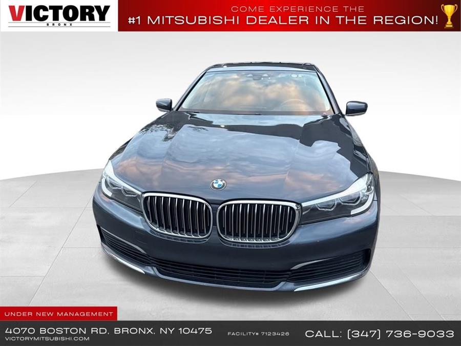 2019 BMW 7 Series 740e iPerformance xDrive's photo