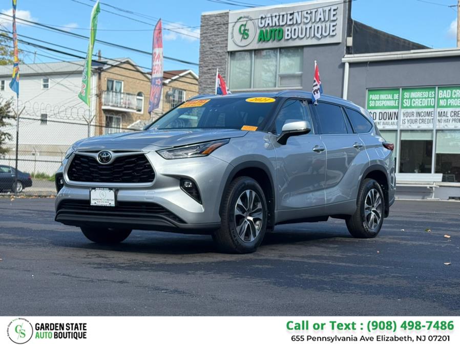 Used 2021 Toyota Highlander in Elizabeth, New Jersey | Garden State Auto Boutique. Elizabeth, New Jersey