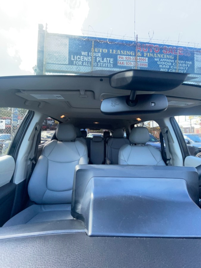 2024 Toyota Sienna XLE - Photo 16