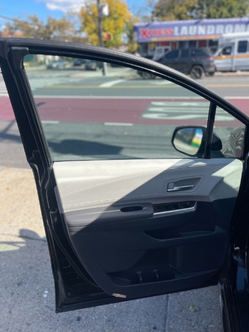 2024 Toyota Sienna XLE - Photo 21