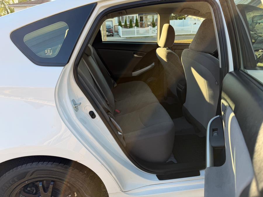 2015 Toyota Prius Two - Photo 14
