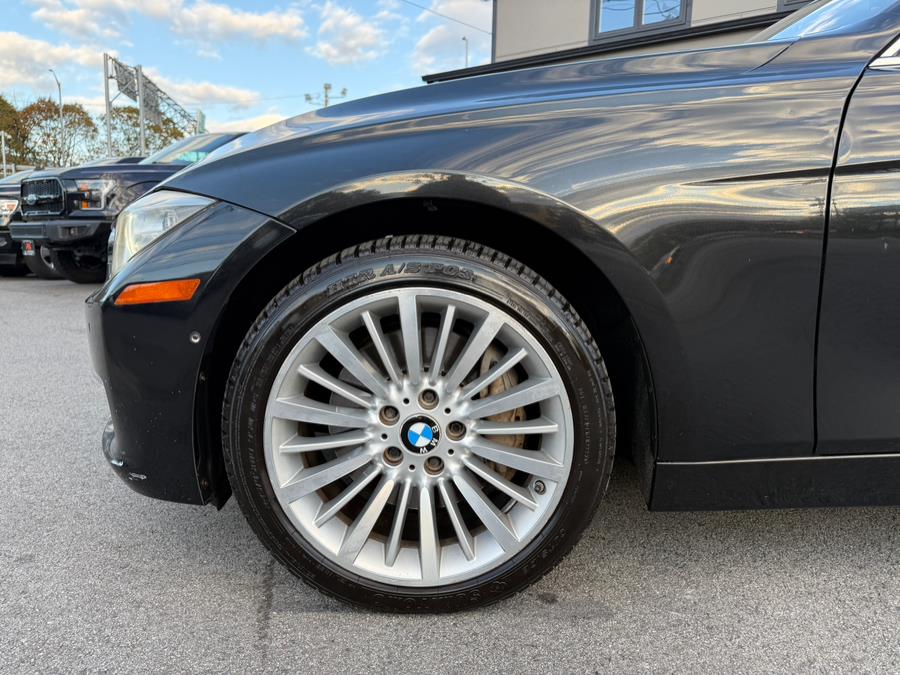 2013 BMW 3 Series 335i xDrive Sedan's photo