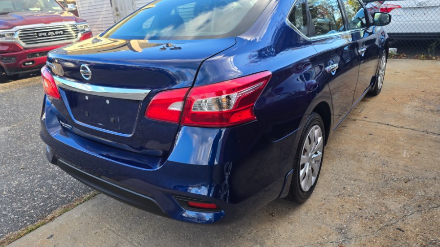 2017 Nissan Sentra S - Photo 2