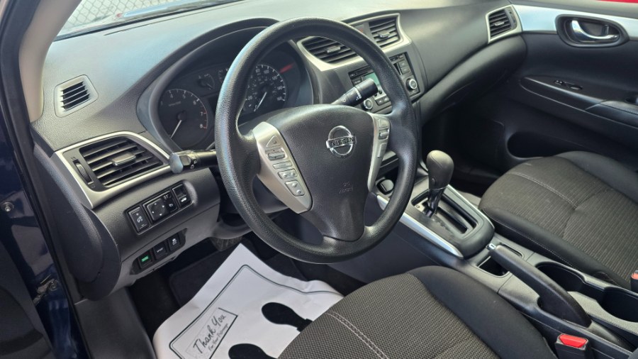 2017 Nissan Sentra S - Photo 5