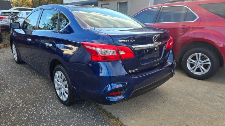 2017 Nissan Sentra S - Photo 3