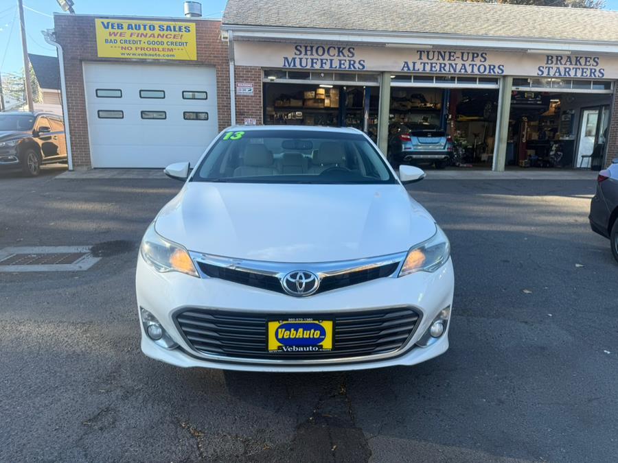 2013 Toyota Avalon XLE Touring's photo